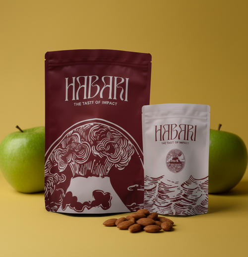 Deux sachets de café de spécialité Habari Coffee en grains